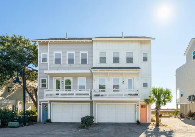 Photo 2 of Townhouse for sale at 2135 Tides End Rd, Charleston, SC 29412 | MLS# 26013921 | Listing updated on 2026-08-04