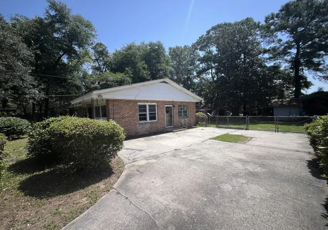 Photo 4 of Single family home for sale at 4349 Gwinnett St, North Charleston, SC 29418 | MLS# 26024101 | Listing updated on 2026-09-02