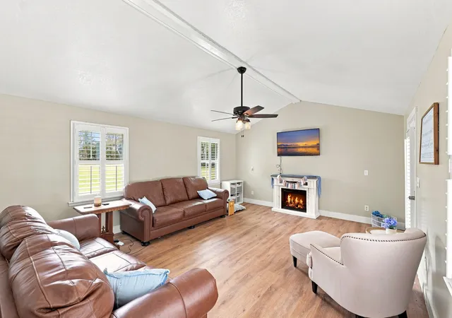 Photo 4 of Single family home for sale at 1050 Millies Way Dr, Moncks Corner, SC 29461 | MLS# 26024466 | Listing updated on 2026-09-25
