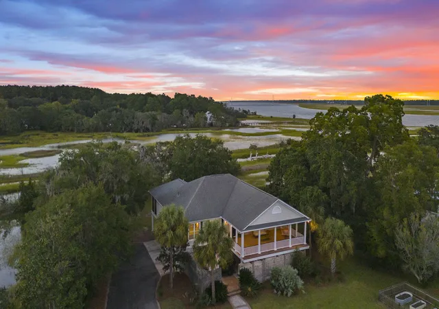 Photo 3 of Single family home for sale at 2411 Kemway Rd, Johns Island, SC 29455 | MLS# 26017940 | Listing updated on 2026-08-17