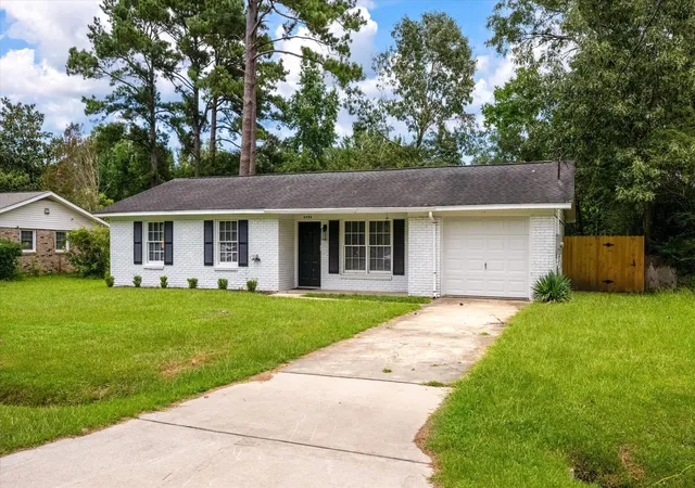 Photo 2 of Single family home for sale at 4494 Hardwood St, Ladson, SC 29456 | MLS# 26020457 | Listing updated on 2026-08-05