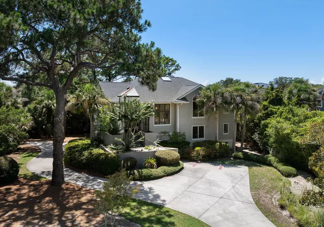 Photo 2 of Single family home for sale at 2251 Catesbys Blf, Johns Island, SC 29455 | MLS# 26020710 | Listing updated on 2026-09-03