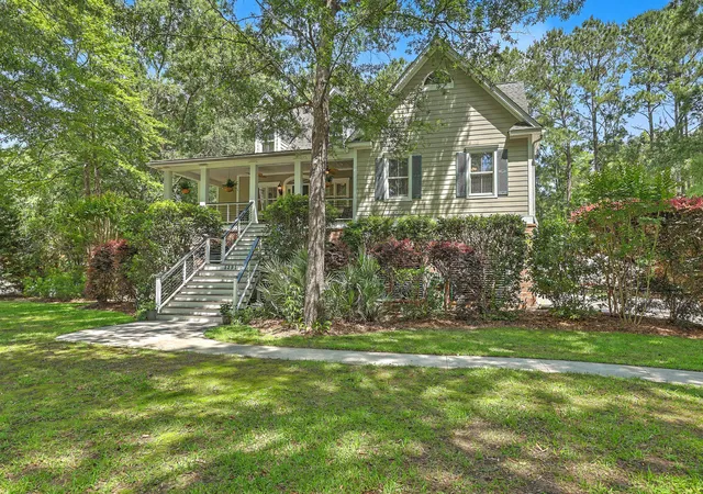 Photo 2 of Single family home for sale at 5291 Alpine Dr, Summerville, SC 29483 | MLS# 26013108 | Listing updated on 2026-09-14