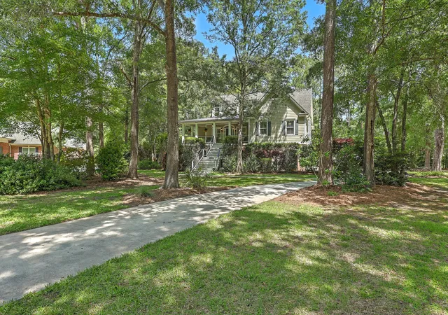 Photo 3 of Single family home for sale at 5291 Alpine Dr, Summerville, SC 29483 | MLS# 26013108 | Listing updated on 2026-09-14