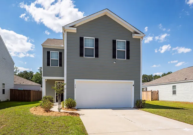 Photo 2 of Single family home for sale at 179 Cloverleaf St, Summerville, SC 29483 | MLS# 26014108 | Listing updated on 2026-08-04