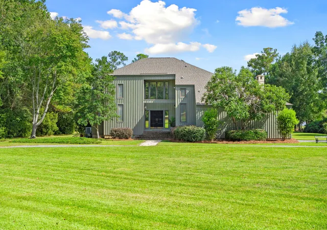 Photo 3 of Single family home for sale at 1554 Pinopolis Rd, Moncks Corner, SC 29461 | MLS# 26010877 | Listing updated on 2026-07-31