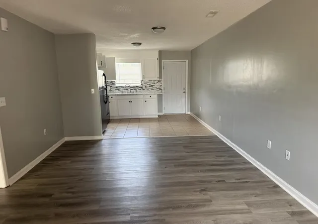 Listing Photo 5 - Condo for sale in building located at 108-114 Tonyota Ct, Orangeburg, SC 29118