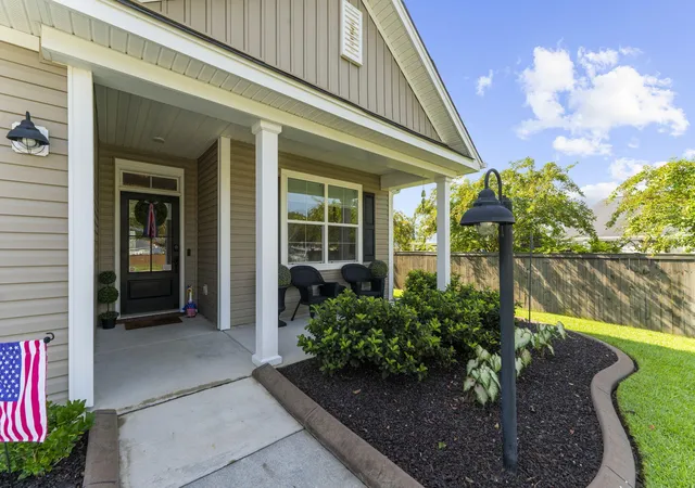 Photo 3 of Single family home for sale at 147 Ancestry Ln, Moncks Corner, SC 29461 | MLS# 26023539 | Listing updated on 2026-09-22