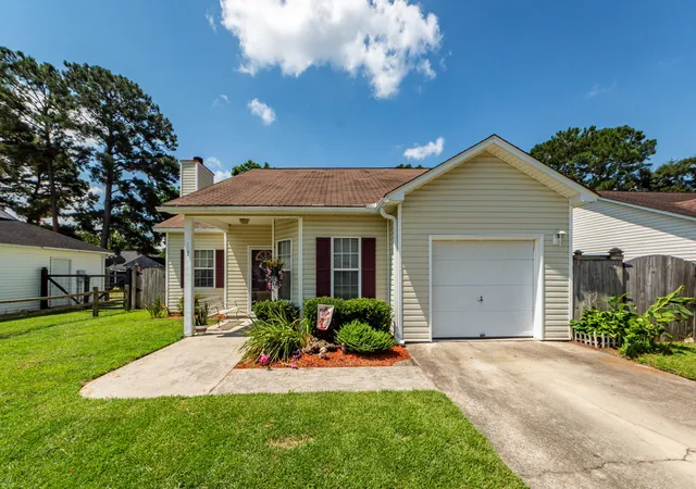1st image of 117 Coventry Rd, Summerville, SC 29486 | MLS# 26018991