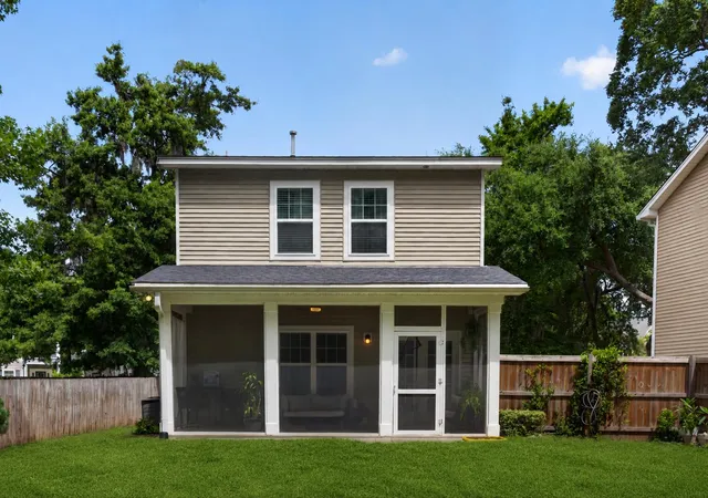Photo 3 of Single family home for sale at 1804 Towne St, Johns Island, SC 29455 | MLS# 26015578 | Listing updated on 2026-09-11