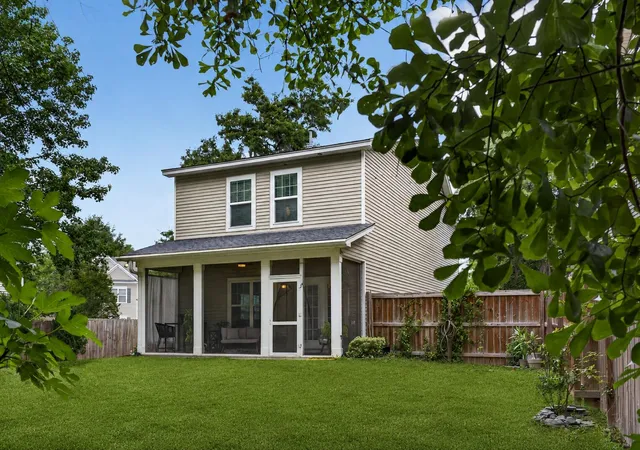 Photo 3 of Single family home for sale at 1804 Towne St, Johns Island, SC 29455 | MLS# 26015578 | Listing updated on 2026-10-07