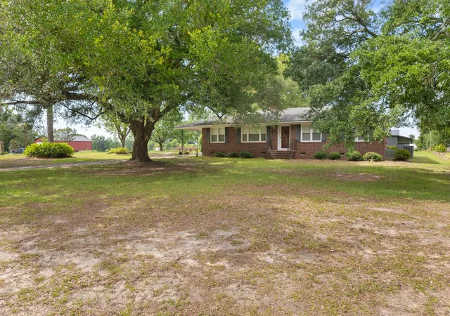 Homes for sale in Norway, SC | 106 Cynthia Street, Norway, SC 29113 | MLS# 26018449