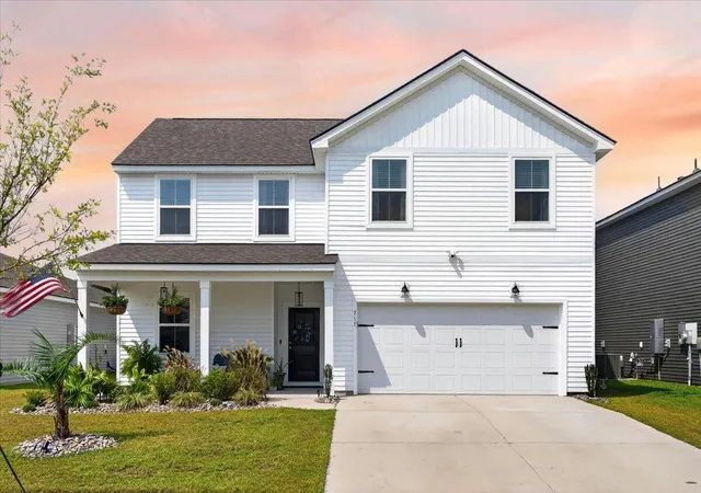 Photo 1 of Single family home for sale at 711 Willow Bark Ct, Summerville, SC 29486 | MLS# 26021837 | Listing updated on 2026-09-27