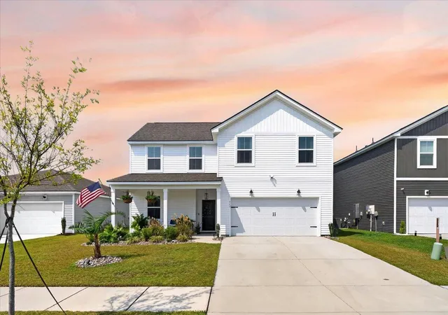 Photo 2 of Single family home for sale at 711 Willow Bark Ct, Summerville, SC 29486 | MLS# 26021837 | Listing updated on 2026-09-27