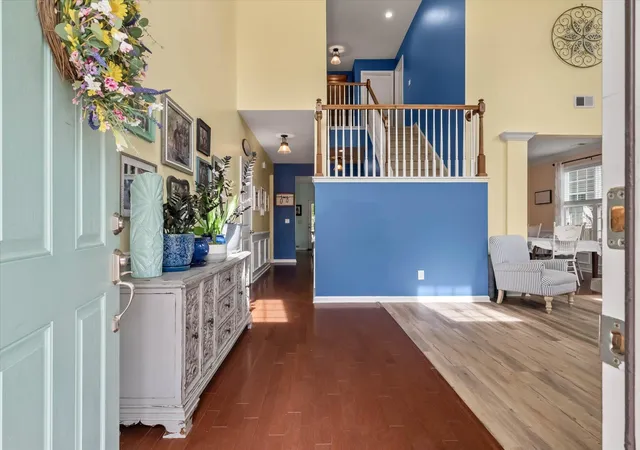 Photo 3 of Single family home for sale at 142 Comiskey Park Cir, Summerville, SC 29485 | MLS# 26011037 | Listing updated on 2026-08-04