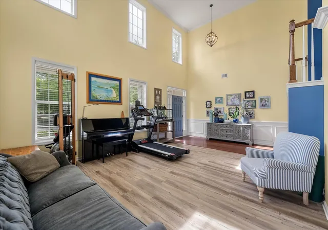 Photo 4 of Single family home for sale at 142 Comiskey Park Cir, Summerville, SC 29485 | MLS# 26011037 | Listing updated on 2026-08-04