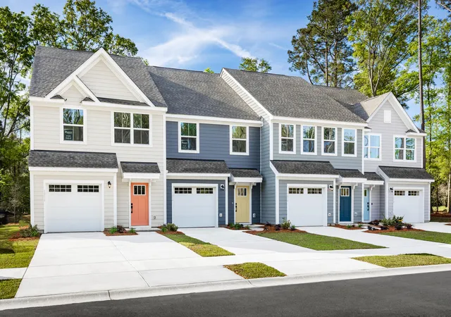 1st image of 1013 Crescent Cove Ln #1a, Summerville, SC 29483 | MLS# 26013386