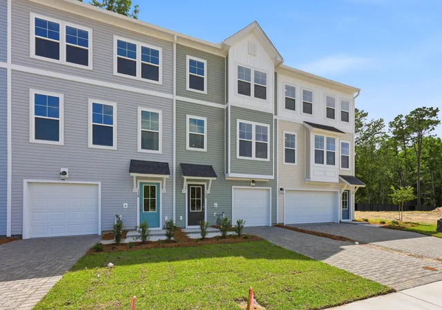 Homes for sale in Johns Island, SC | 132 Fernbank Road Ct, Johns Island, SC 29455 | MLS# 26017849