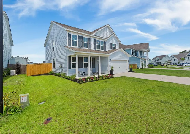 Photo 2 of Single family home for sale at 109 Riley Farms Ct, Summerville, SC 29486 | MLS# 26019670 | Listing updated on 2026-08-18