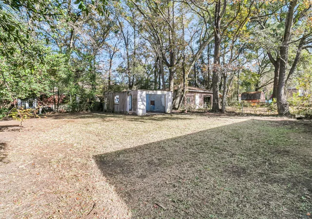 Photo 2 of Single family home for sale at 5830 Beverly Dr, Hanahan, SC 29410 | MLS# 25032434 | Listing updated on 2026-01-14
