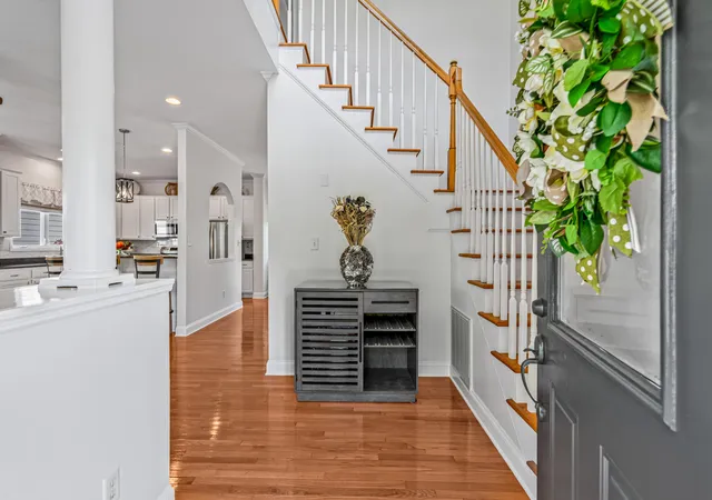 Photo 4 of Single family home for sale at 2623 River Blf Ln, Mount Pleasant, SC 29466 | MLS# 26015697 | Listing updated on 2026-09-16