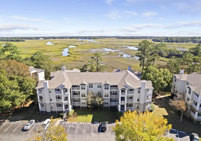 Photo 3 of Townhouse for sale at 700 Daniel Ellis Dr #9203, Charleston, SC 29412 | MLS# 26020748 | Listing updated on 2026-08-27