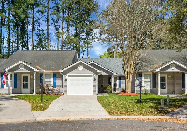 Photo 2 of Townhouse for sale at 7975 Vermont Rd, North Charleston, SC 29418 | MLS# 26007993 | Listing updated on 2026-09-14