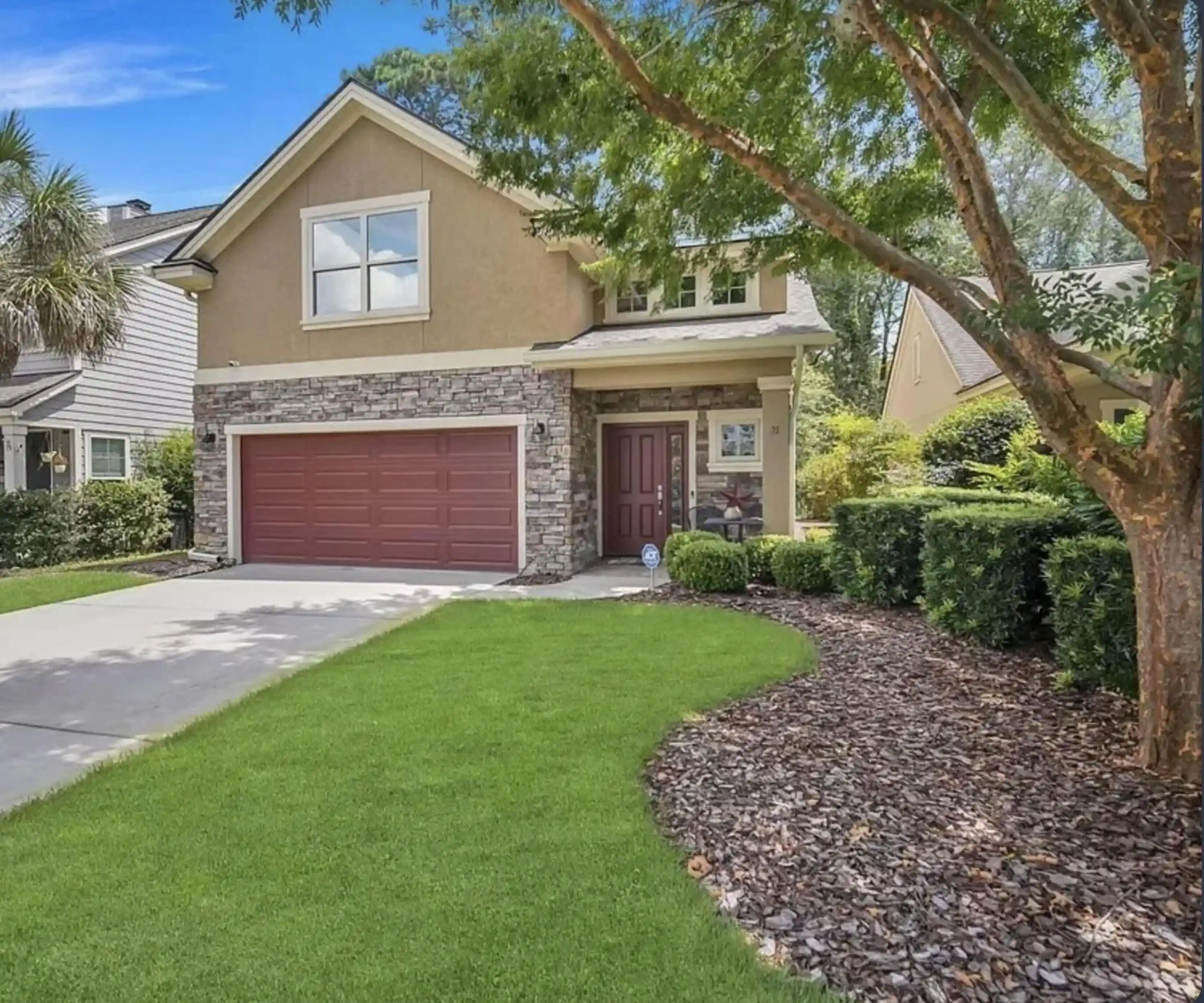 Photo 1 of Single family home for sale at 21 Sullivans, Hilton Head Island, SC 29926 | MLS# 26028157 | Listing updated on 2026-10-13