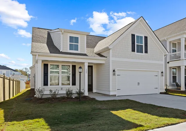 Photo 2 of Single family home for sale at 1 Wappoo Tr Ln, Summerville, SC 29486 | MLS# 26019827 | Listing updated on 2026-10-02
