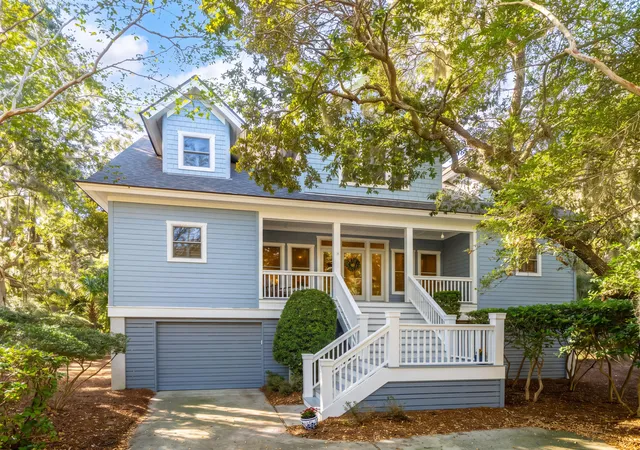 Single family home for sale at 1006 Crooked Oak Ln, Johns Island, SC 29455 | MLS# 26029239