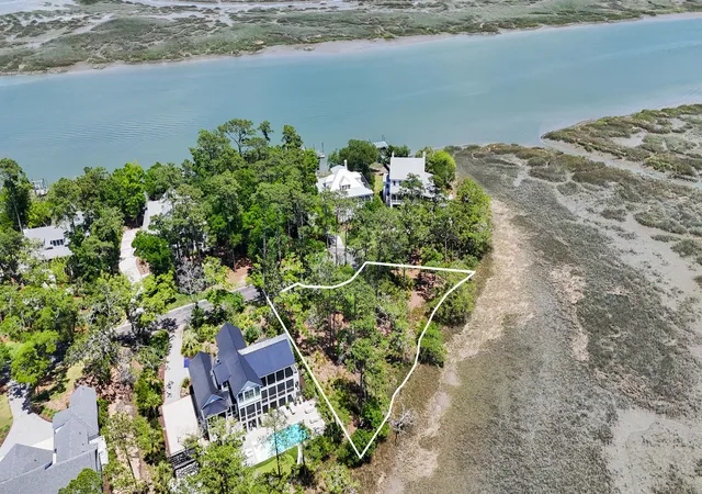 1st image of 6 Anchorage Wy, Beaufort, SC 29902 | MLS# 26014233