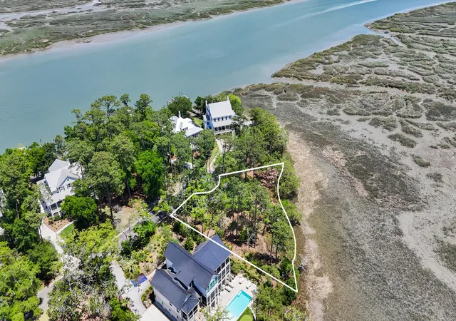 5th image of 6 Anchorage Wy, Beaufort, SC 29902 | MLS# 26014233