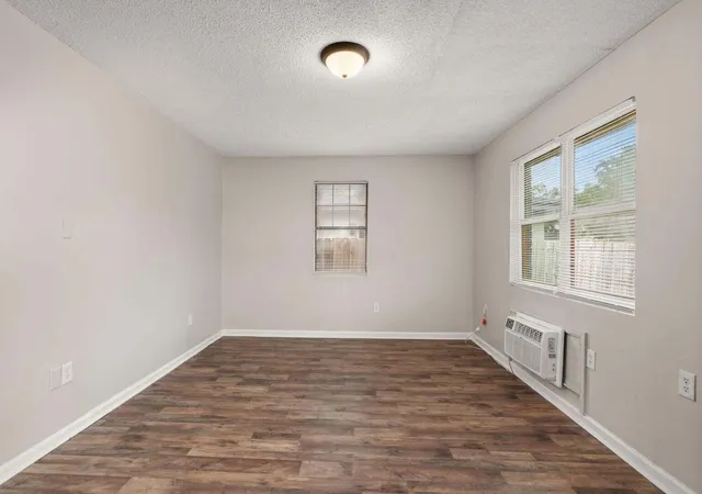 4th image of 1820 Iris St, North Charleston, SC 29405 | MLS# 26007564
