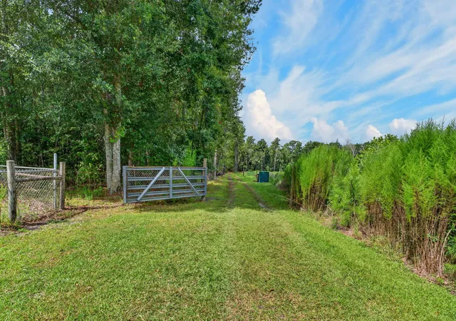 5th image of 0 Peirce Rd, Ridgeville, SC 29472 | MLS# 26022750