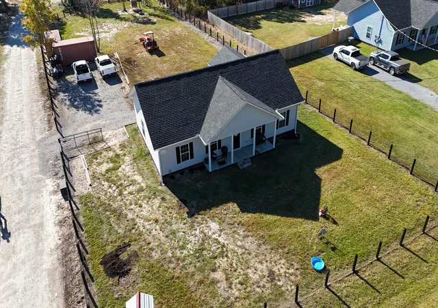 3rd image of 2823 Old Gilliard Rd, Holly Hill, SC 29059 | MLS# 25030007