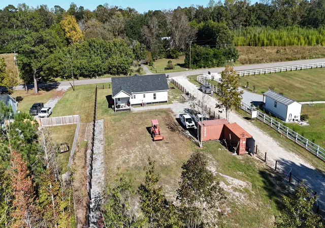 5th image of 2823 Old Gilliard Rd, Holly Hill, SC 29059 | MLS# 25030007