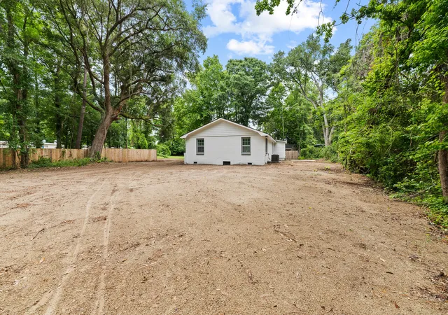 18th image of 1729 N Hwy 17, Mount Pleasant, SC 29464 | MLS# 26005626