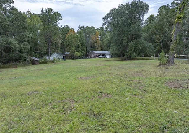 4th image of 3 Poplar Cir, Summerville, SC 29483 | MLS# 26011909
