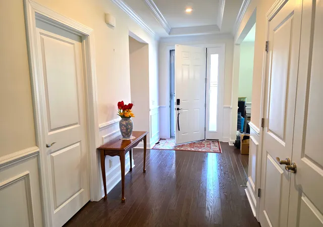 Photo 2 of Single family home for sale at 333 Tupelo Lake Dr, Summerville, SC 29486 | MLS# 26017793 | Listing updated on 2026-09-10