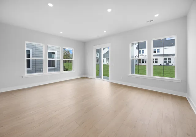 3rd image of 408 Bluebird Bend St, Summerville, SC 29486 | MLS# 26017570