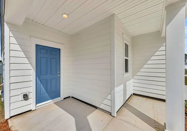 Photo 3 of Sale Pending at 2069 Lavender Bloom Rd, Ravenel, SC 29470 | MLS# 26015751 | Listing updated on 2026-08-04