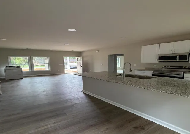 Photo 4 of Sale Pending at 1235 Sawyer St, Orangeburg, SC 29115 | MLS# 26017529 | Listing updated on 2026-10-07