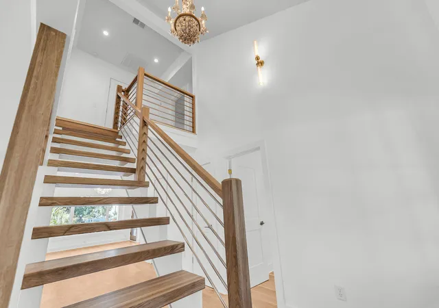 Photo 4 of Single family home for sale at 559 Schooner Rd, Charleston, SC 29412 | MLS# 26022357 | Listing updated on 2026-08-17