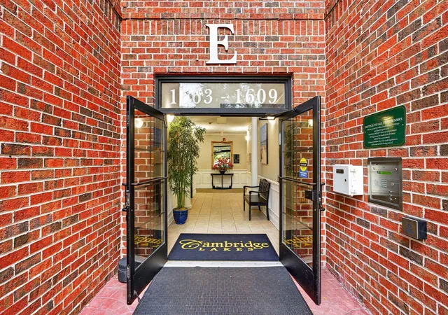 Photo 3 of Townhouse for sale at 1603 Cambridge Lakes Dr #Unit 308e, Mount Pleasant, SC 29464 | MLS# 26024308 | Listing updated on 2026-09-12