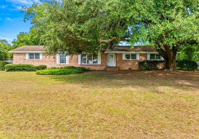 Photo 1 of Single family home for sale at 1757 Saint Matthews Rd, Orangeburg, SC 29118 | MLS# 26024035 | Listing updated on 2026-09-17