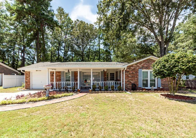 2nd image of 8425 Deerwood Dr, North Charleston, SC 29406 | MLS# 26023321