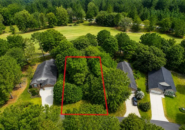 Photo 1 of Land for sale at 822 Bentwood Cir, Manning, SC 29102 | MLS# 26021528 | Listing updated on 2026-08-02