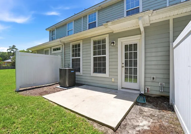 Photo 27 of Townhouse for sale at 905 Hemingway Cir, Summerville, SC 29483 | MLS# 26016746 | Listing updated on 2026-08-12