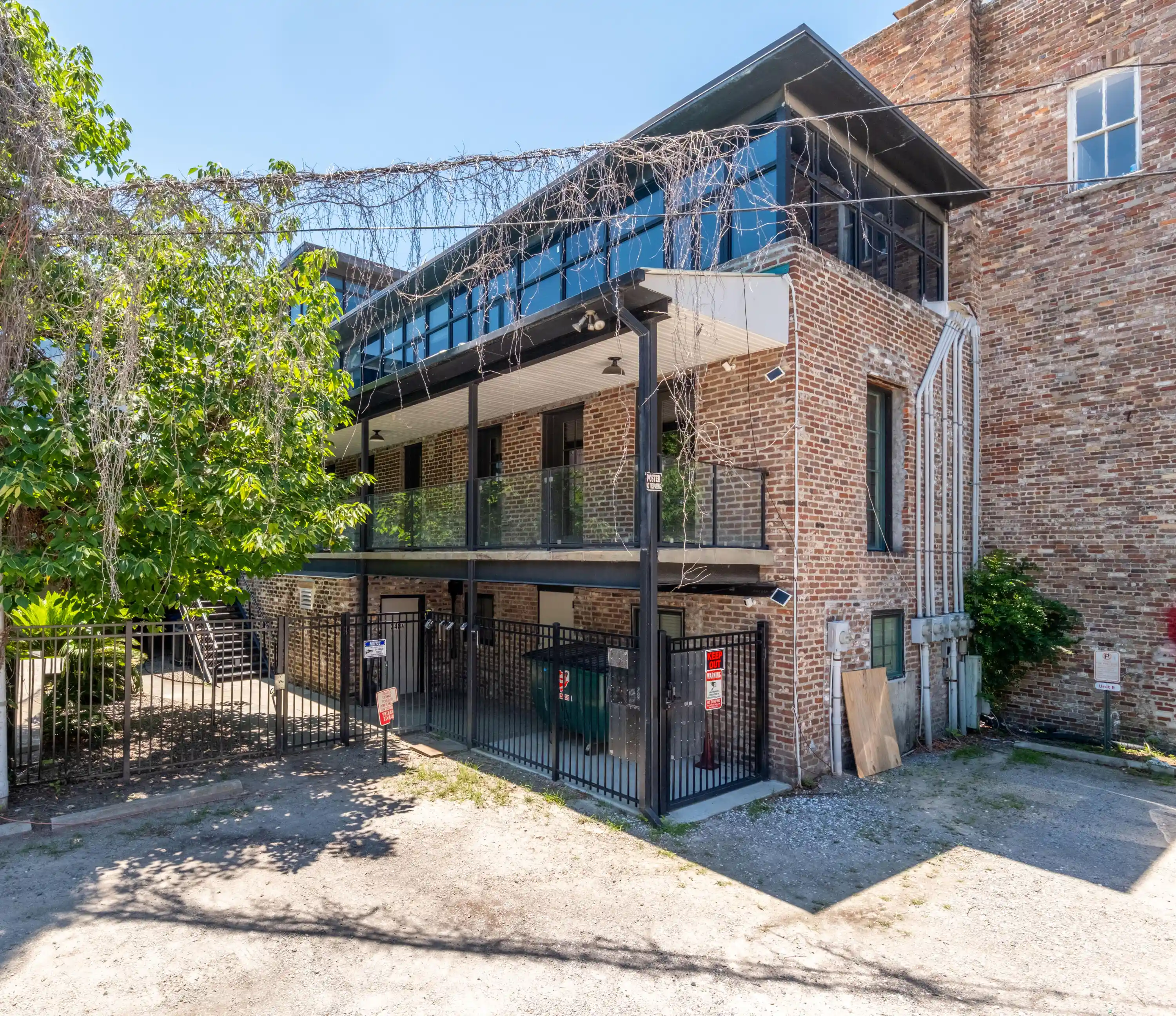 Listing Photo 1 - Condo for sale in 348 King St located at 348 King St, Charleston, SC 29401 - Unit #Apt I