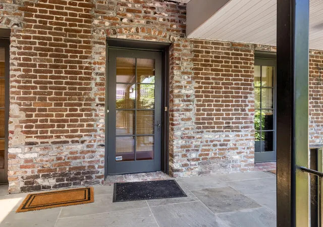 Listing Photo 2 - Condo for sale in building located at 348 King St, Charleston, SC 29401 - Unit #Apt I